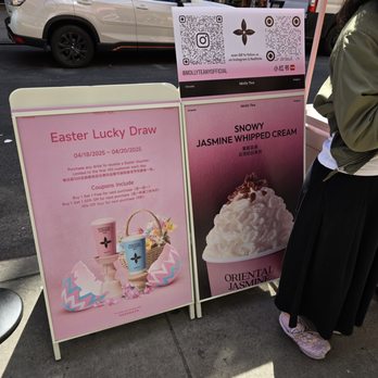 Molly Tea - outside ad - Bubble Tea Near Me - New York, New York Molly Tea - outside ad - Bubble Tea Near Me - New York, New York