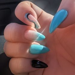 French Nails & Spa