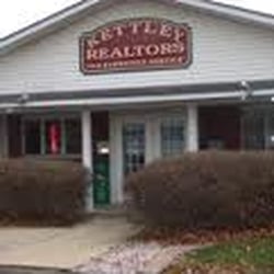 Natalie Brummel, Realtor - Kettley's Yorkville location!