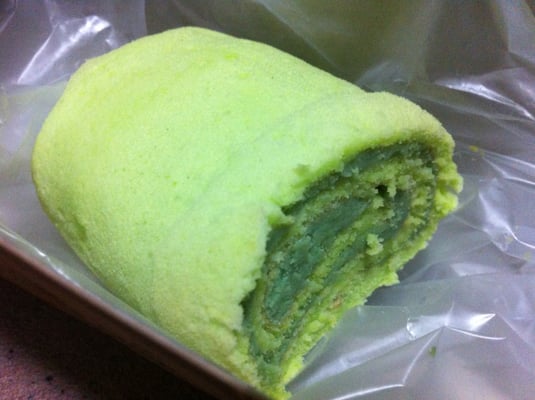 Rich & Good Cake Shop by null