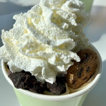 Rock N Roll Handrolled Premium Ice Cream - Ice Cream & Frozen Yogurt Near Me - Modesto, California Rock N Roll Handrolled Premium Ice Cream - Ice Cream & Frozen Yogurt Near Me - Modesto, California