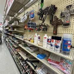 Hobby Lobby - Clearance aisle