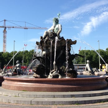 Neptunbrunnen - Beautiful Neptunbrunnen. - Landmarks & Historical Buildings Near Me - Berlin, BE