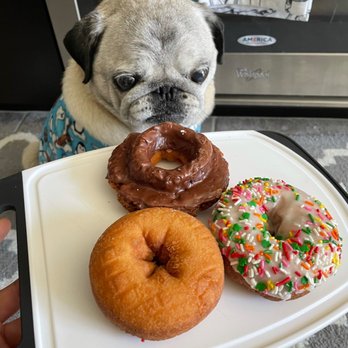 Donuts & Things - Bakeries Near Me - Morgan Hill, California