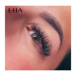 Lash Haus Artistry - Volume lashes by Carla