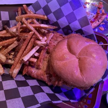 Lighthouse Lounge - Bars Near Me - Lake Havasu City, Arizona