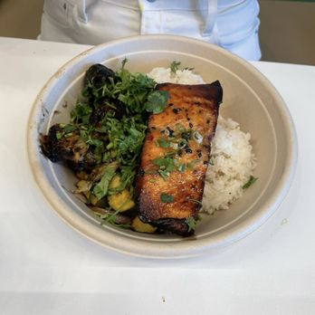 Boltiful Fresh Kitchen - Regular bowl create your own - New American Near Me - San Jose, California