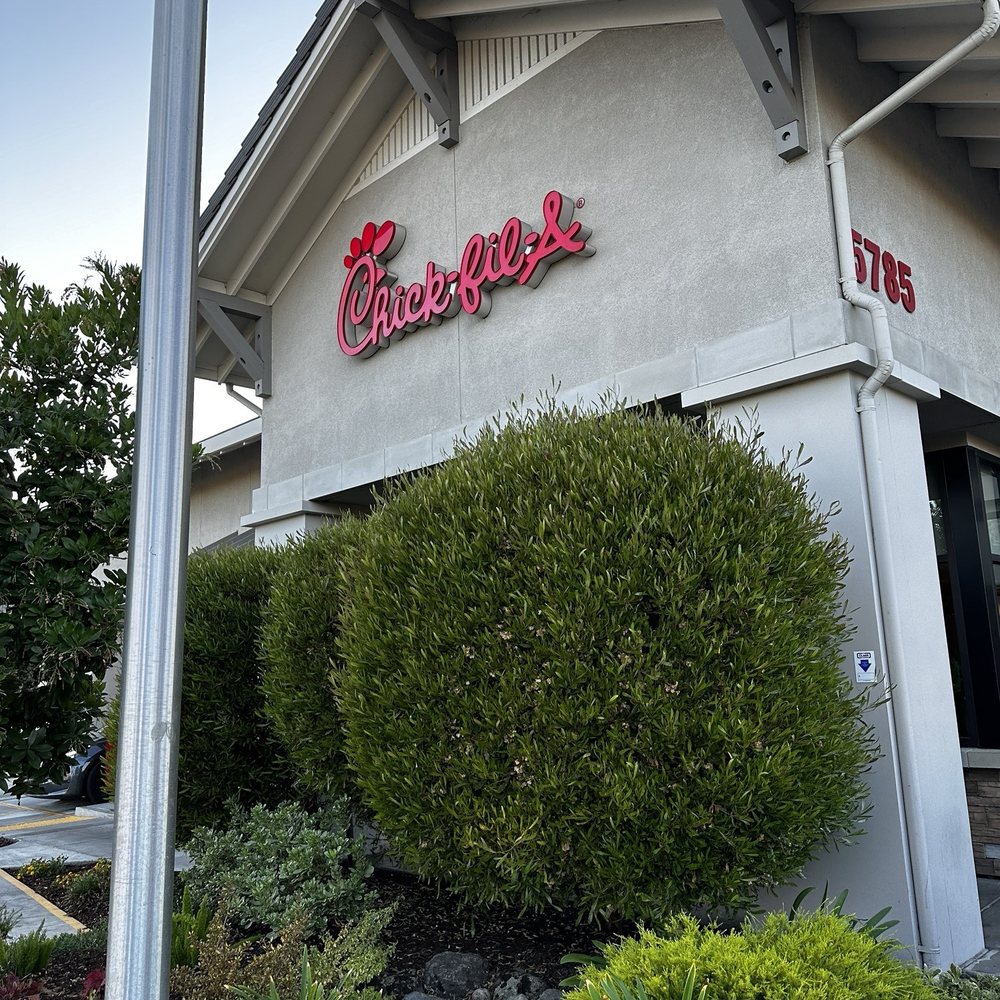 Chick-fil-A - Fast Food Near Me - Pleasanton, California