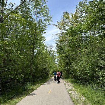 Riding Electric - Leelanau trail - Bike Rentals Near Me - Traverse City, Michigan Riding Electric - Leelanau trail - Bike Rentals Near Me - Traverse City, Michigan