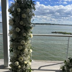 Lesner Inn Catering Club - Kelly Gish florals