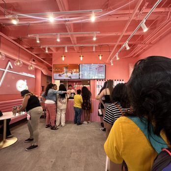 Ume Tea - Inside - Bubble Tea Near Me - Chicago, Illinois Ume Tea - Inside - Bubble Tea Near Me - Chicago, Illinois