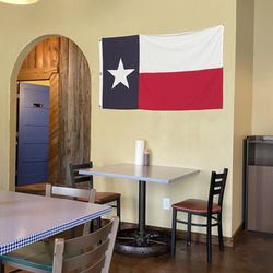 Linke’s BBQ - Texas flag