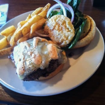 Warehouse 319 - Cajun burger with pepper jack, fried green tomato, and remoulade - New American Near Me - Jasper, Alabama