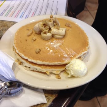 Cafe Amri - Banana Nut Pancakes - Breakfast & Brunch Near Me - Oxnard, California