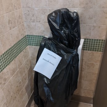 RaceTrac - Out of order urinal - Gas Stations Near Me - Dallas, Texas RaceTrac - Out of order urinal - Gas Stations Near Me - Dallas, Texas