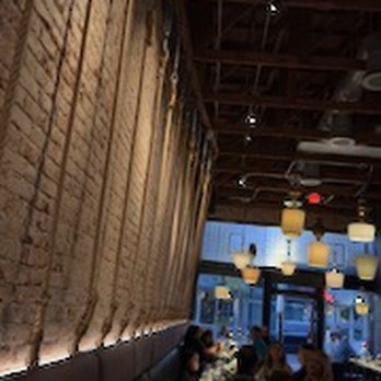 HUB Restaurant & Ice Creamery - American Near Me - Tucson, Arizona