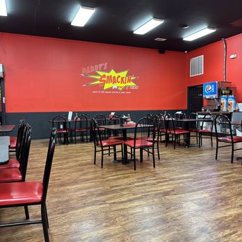 Daddy's Smackin' Wings and Things - Dining area - Chicken Wings Near Me - Russellville, Arkansas Daddy's Smackin' Wings and Things - Dining area - Chicken Wings Near Me - Russellville, Arkansas