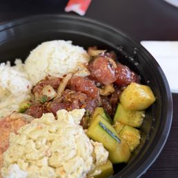 Rice , Hawaiian chilli pepper,spicy aioli, furikake bowl Rice , Hawaiian chilli pepper,spicy aioli, furikake bowl