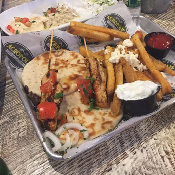 Acropolis Greek Taverna - Dip sampler and chicken platter - Greek Near Me - Riverview, Florida