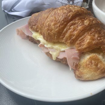 Black Bear Bread - Amazing! - Breakfast & Brunch Near Me - Grayton Beach, Florida