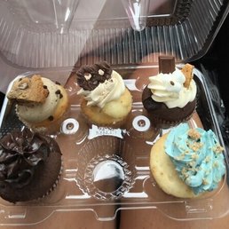 Chocolate, cookie dough, s'mores, blueberry buttercream, salted caramel Chocolate, cookie dough, s'mores, blueberry buttercream, salted caramel