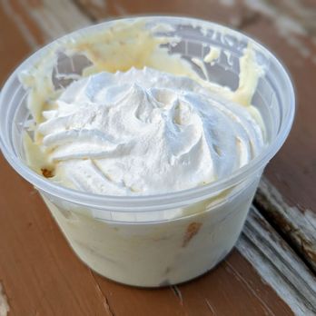 Red Bridges Barbecue Lodge - Banana Pudding | Instagram: @telephonesmoothie - Barbeque Near Me - Shelby, North Carolina