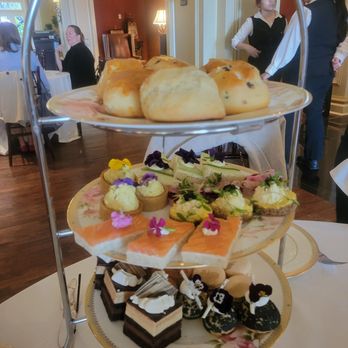 Lobby Lounge - Venues & Event Spaces Near Me - Pasadena, California