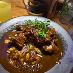 Carajillo - Short rib, buen platillo y presentación!
