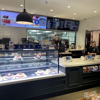 Paris Baguette - Inside - Bakeries Near Me - Monrovia, California Paris Baguette - Inside - Bakeries Near Me - Monrovia, California