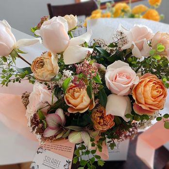 Solabee Flowers & Botanicals - Florists Near Me - Portland, Oregon
