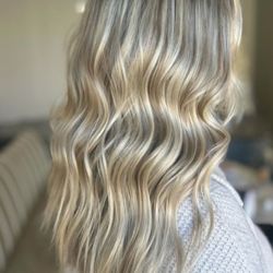 Austral Salon - Perfect blended dimensional blonde
Austral Salon
2100 North Beltline Blvd.
Columbia, SC 29204
803-790-0770
https://australsalon.com/