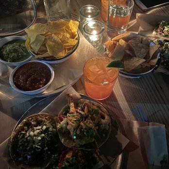 Pablo y Pablo - Chips and Salsa, trio tacos (one of each: chicken, carnitas, asada taco), margarita - Mexican Near Me - Seattle, Washington Pablo y Pablo - Chips and Salsa, trio tacos (one of each: chicken, carnitas, asada taco), margarita - Mexican Near Me - Seattle, Washington