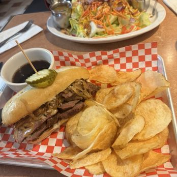 Hops & Hogs  - TRI-TIP SANDWICH house made potato chips and large garden salad - Barbeque Near Me - Lincoln, California