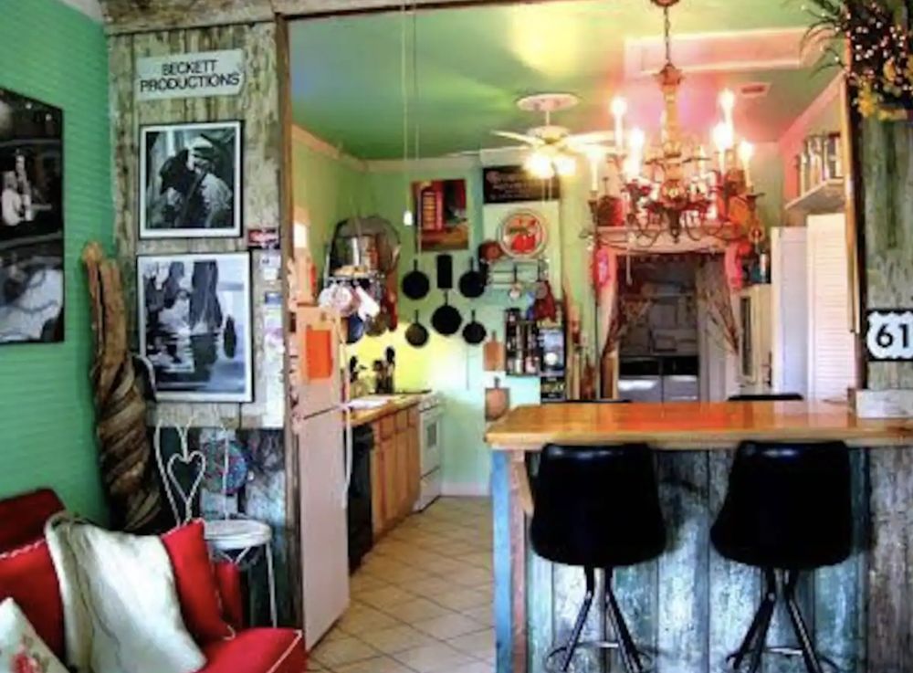 SHANTY BELLUM GUEST HOUSE 207 Madison St, Natchez, Mississippi