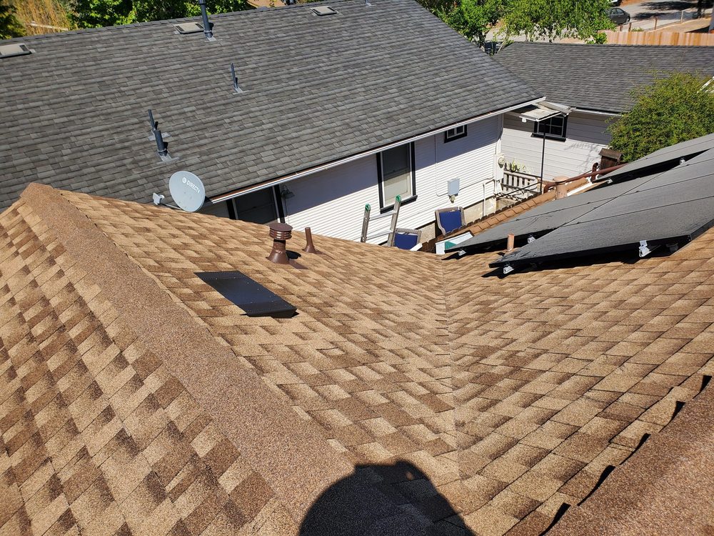 Slide of Echevarria Roofing