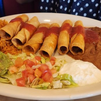 Chuy's - Bars Near Me - Pembroke Pines, Florida