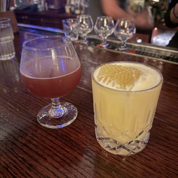 Wiseguy Lounge - Cocktail Bars Near Me - Indianapolis, Indiana