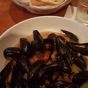 Carriage Towne Bar & Grille - They tell me this is just an appetizer... - Bars Near Me - Kingston, New Hampshire