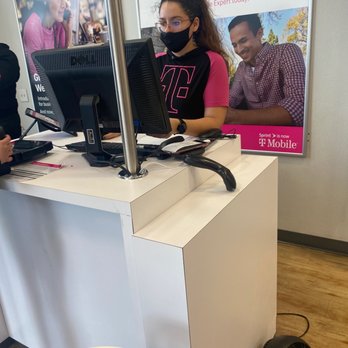 T-Mobile - She skip my queue. !!!!!! - Mobile Phones Near Me - Las Vegas, Nevada T-Mobile - She skip my queue. !!!!!! - Mobile Phones Near Me - Las Vegas, Nevada