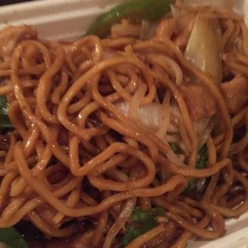 Silver Lake Chinese Restaurant - Chicken Lo Mein - Chinese Near Me - Elgin, Illinois Silver Lake Chinese Restaurant - Chicken Lo Mein - Chinese Near Me - Elgin, Illinois