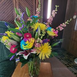 Marni's Petal Pushers - The mother's Day flowers they delivered to my mom this year. She was elated!