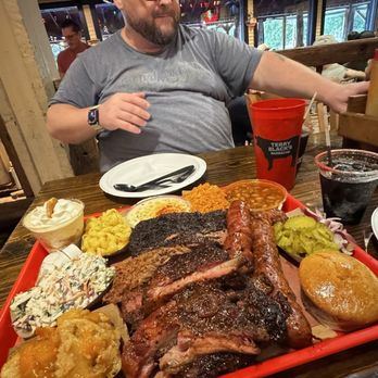 Terry Black's Barbecue - Eyes bigger than our stomachs - Barbeque Near Me - Austin, Texas Terry Black's Barbecue - Eyes bigger than our stomachs - Barbeque Near Me - Austin, Texas
