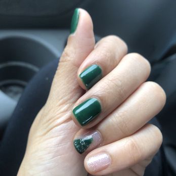 Luna Nails Bar - Nail Salons Near Me - Bellflower, California