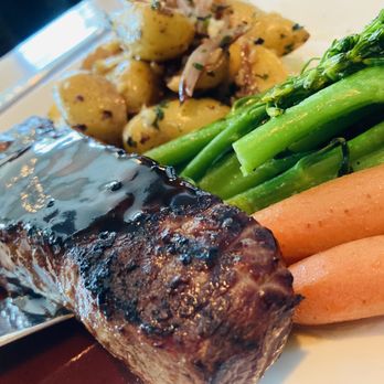Silver Tide Bar & Grill - steak, carrots, and broccoli - Seafood Near Me - Seaside, California Silver Tide Bar & Grill - steak, carrots, and broccoli - Seafood Near Me - Seaside, California