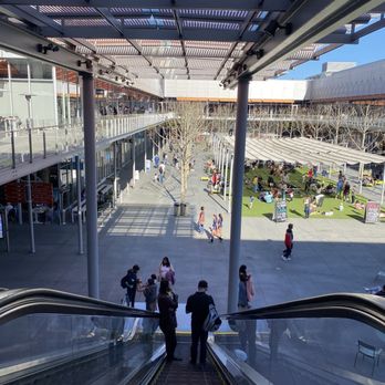 City Center Bishop Ranch - Shopping Centers Near Me - San Ramon, California