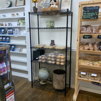 Delvecchio's Bakery - Bakeries Near Me - Snow Hill, Maryland