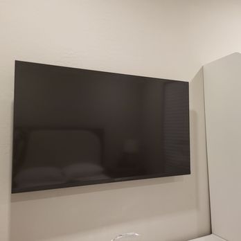 Tv Mountology - Bedroom - TV Mounting Near Me Tv Mountology - Bedroom - TV Mounting Near Me