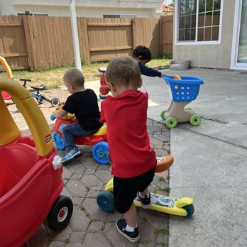 Julia’s Daycare - Child Care & Day Care Near Me - Mentone, California