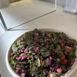 10 out of 10 recommended the salad was delicious , ask for Maria she will love you down with service. 10 out of 10 recommended the salad was delicious , ask for Maria she will love you down with service.