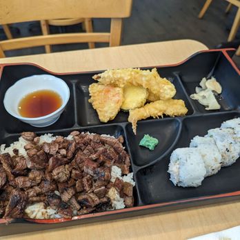 Sushi Zenmaru - Combo plate special (with beef). - Sushi Bars Near Me - Long Beach, California Sushi Zenmaru - Combo plate special (with beef). - Sushi Bars Near Me - Long Beach, California